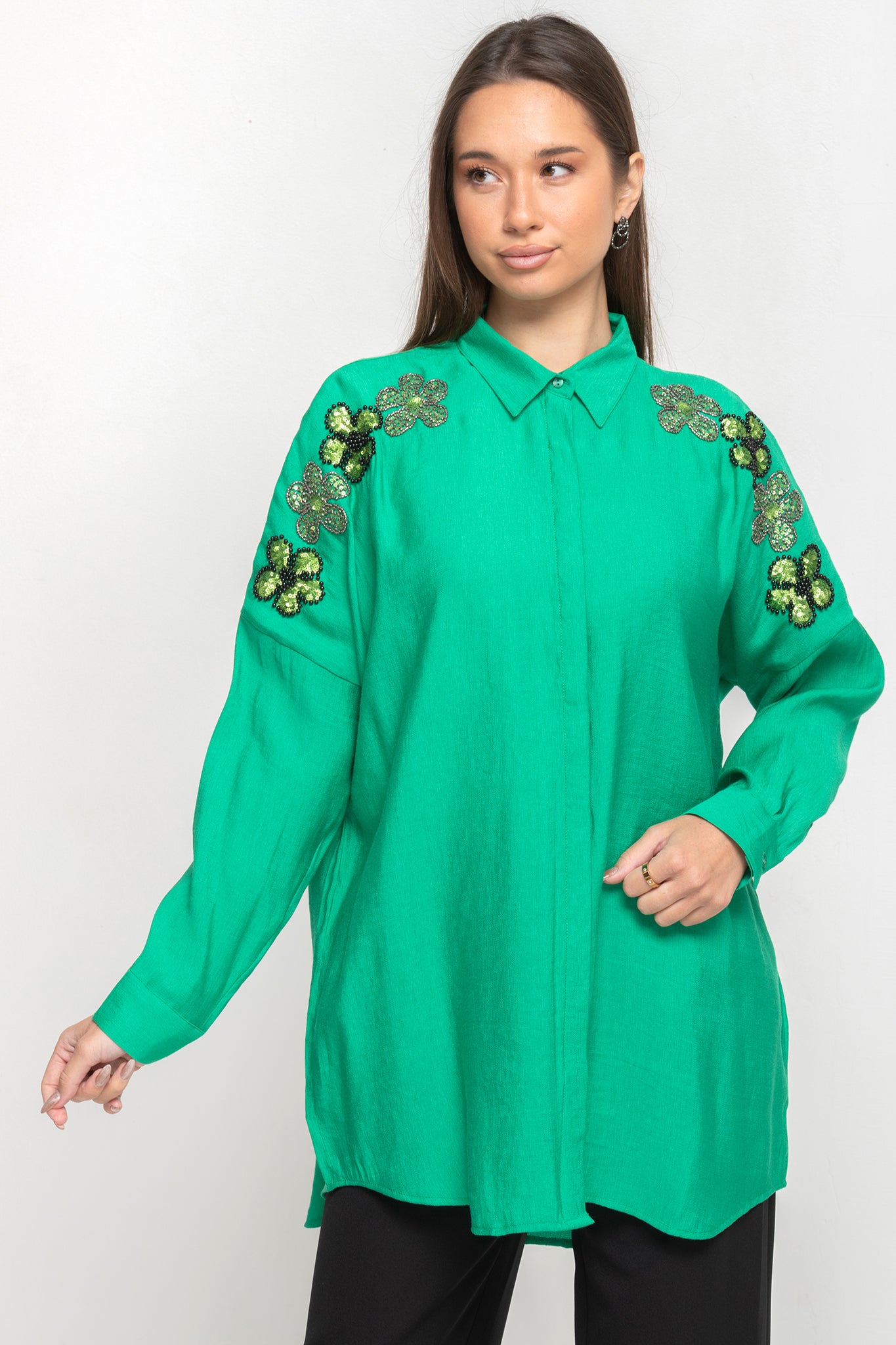 Flora Embroidered shirt- Green