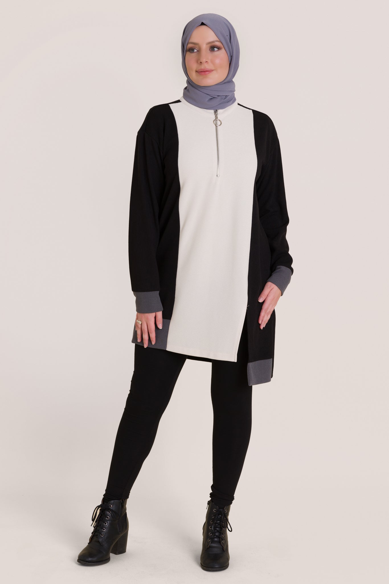 Cozy chic ribbed knit tunic- Black White