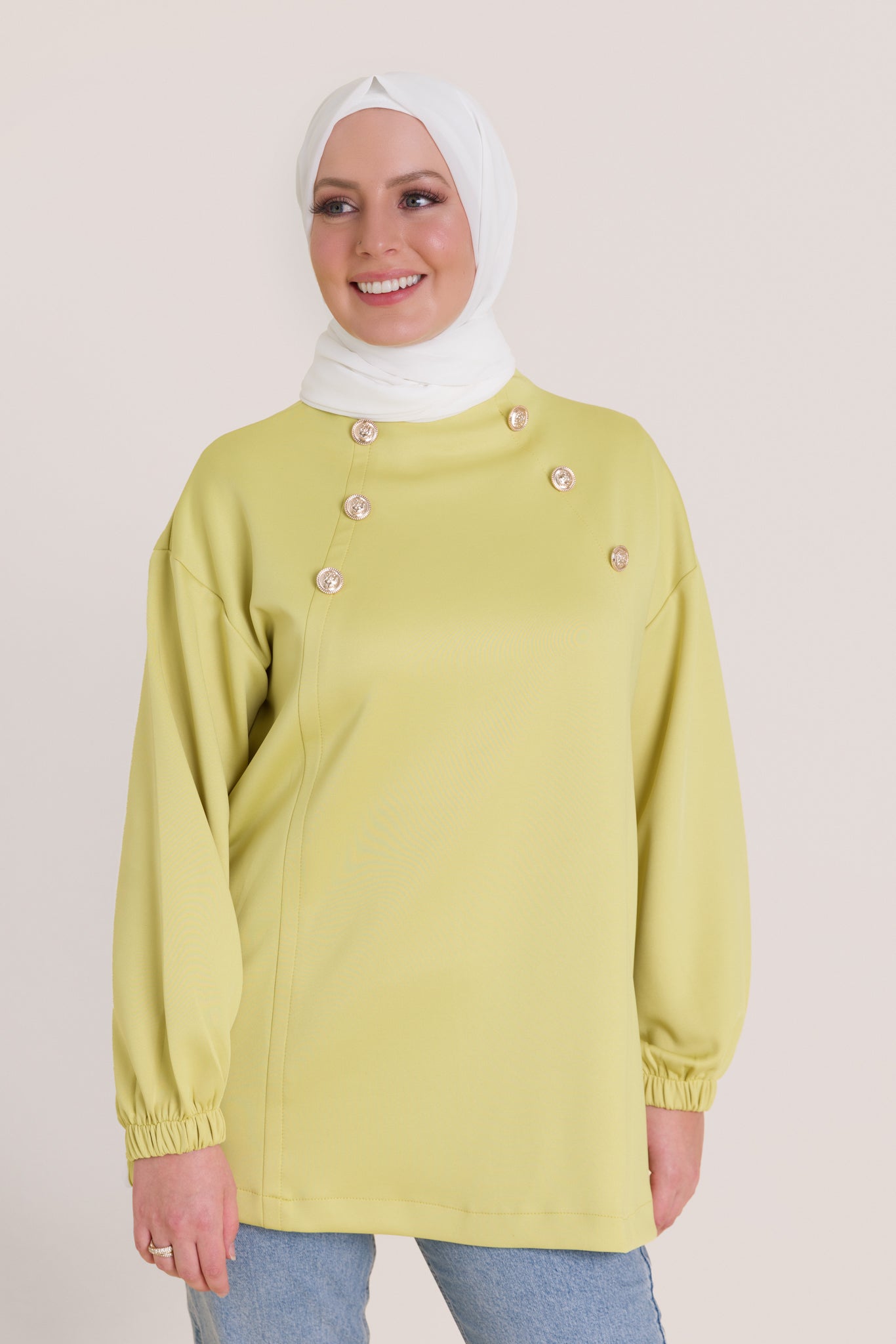 Long Sleeves Golden Button Sweater-Lime