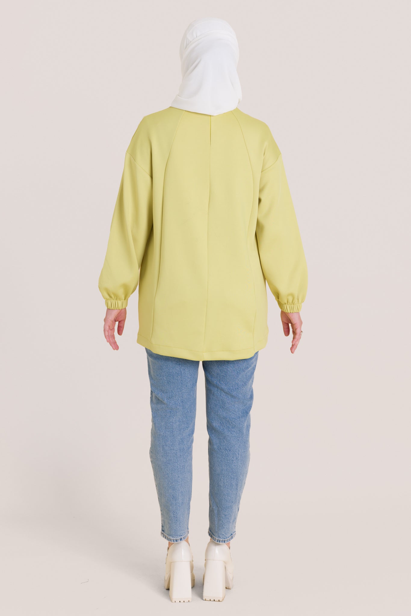 Long Sleeves Golden Button Sweater-Lime
